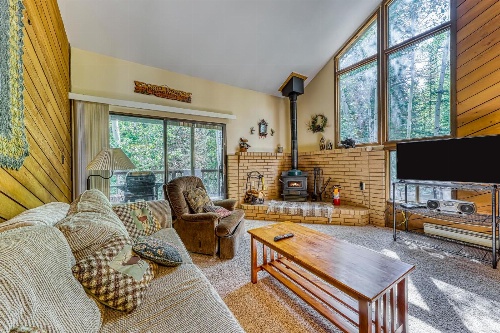 Moose Hideaway image 1
